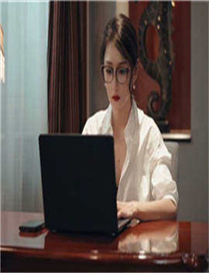 《火花电影网-人妻换人妻互换A片爽电影》