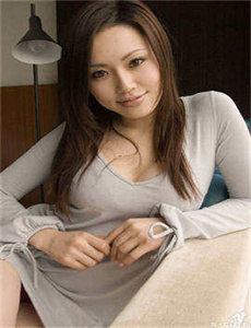 《美女议员被泄裸照-刘金山老婆》