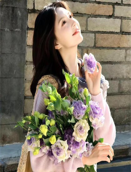 国语配音：《翻修》社会批判视角深刻反思的：现实问题与批判意识分析